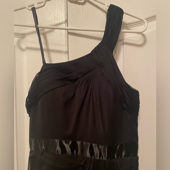 Adrianna Papell One Shoulder Black Chiffon Gown Size 6 - Picture 4 of 7